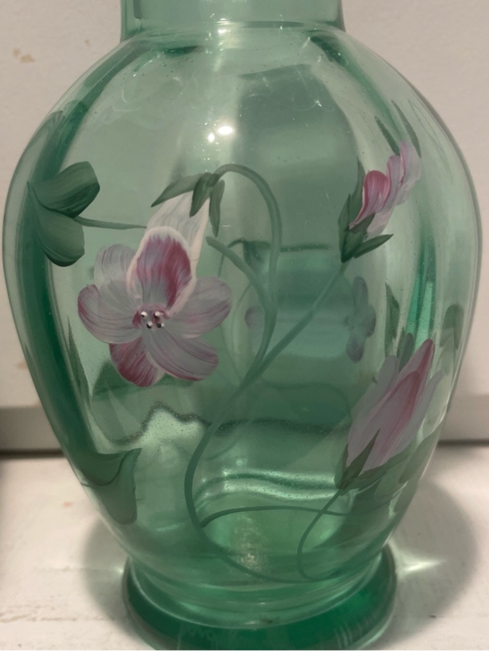Fenton Hand-Painted and Artist signed Teal Green Glass Vase - Picture 2 of 10